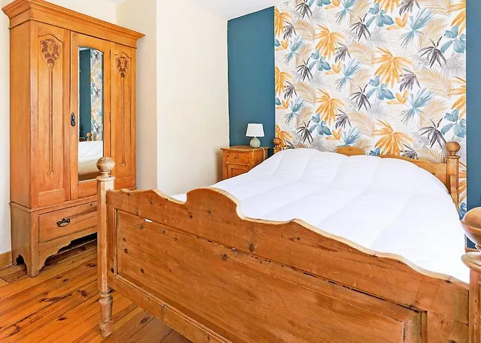 Ancienne Forge, Aire De Loisirs Avec Piscine * Marigny (Poitou-Charentes)