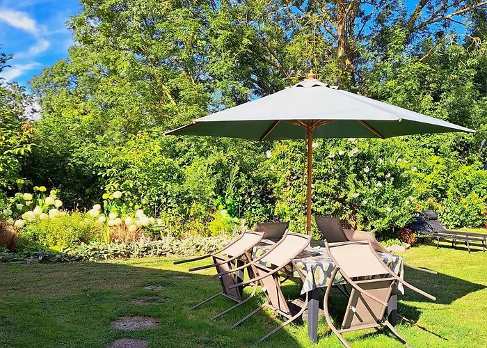 Ancienne Forge, Aire De Loisirs Avec Piscine * Marigny (Poitou-Charentes)